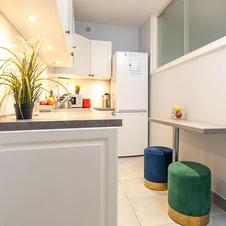 Superapart Krzywe Kolo 6 - Blisko Starego Miasta Apartment Warschau